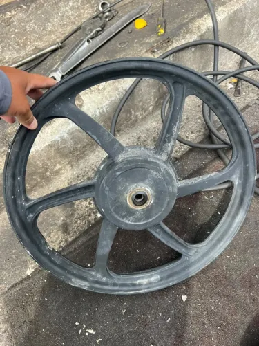 Roda dianteira liga leve Biz 100/125