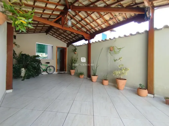Casa para Venda em Belo Horizonte, Jardim Leblon, 2 dormitórios, 2 banheiros, 2 vagas
