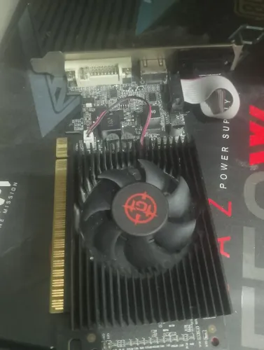Placa de vídeo GT 610 2gb