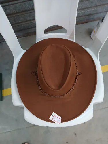 Chapéus em profusão