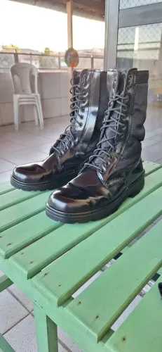 Coturno atalaya com zíper extra leve
