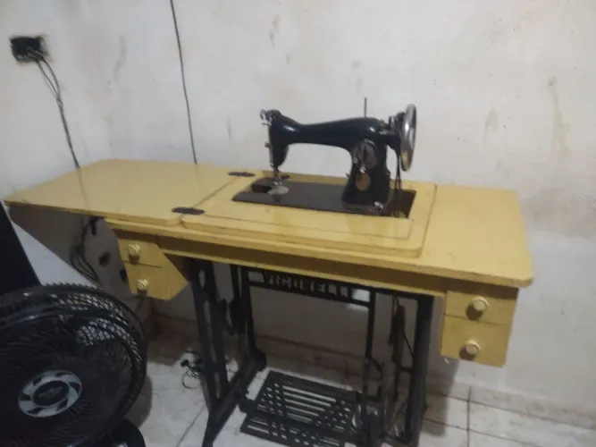 Máquina de costura