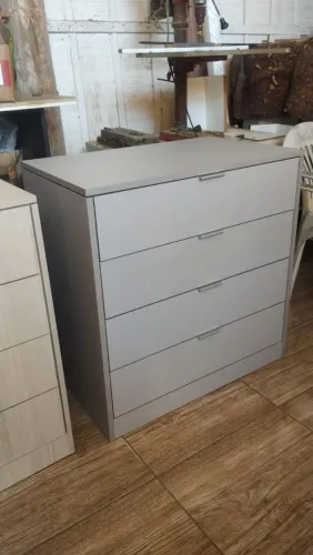 Cômodas novas direto de fábrica.
