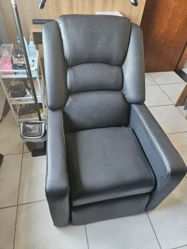 Poltrona retratil 
