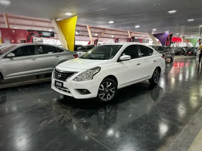 Nissan Versa Unique 1.6 16V Flex 4P Mec. 2016