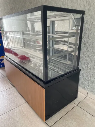 Vitrine refrigerada frilux
