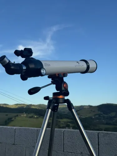 Telescópio Refrator 70/700mm - Uranium ATENA