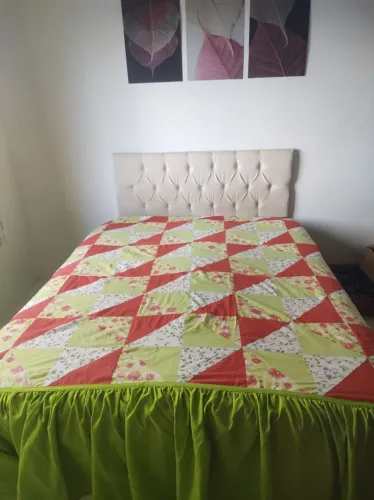 Cama de casal Queem 1.6 X 2.0