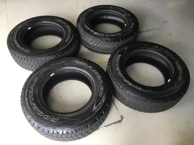 Pneus Goodyear Wrangler 245/75-17