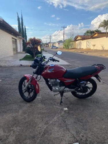 Honda titan 150 ES