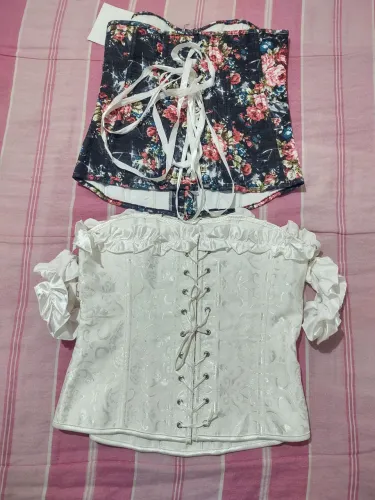 02 Corselet's Tamanho G 50,00