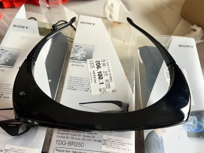 Óculos 3D Sony BRAVIA TDG-BR250 - NOVOS, nunca usados! ?