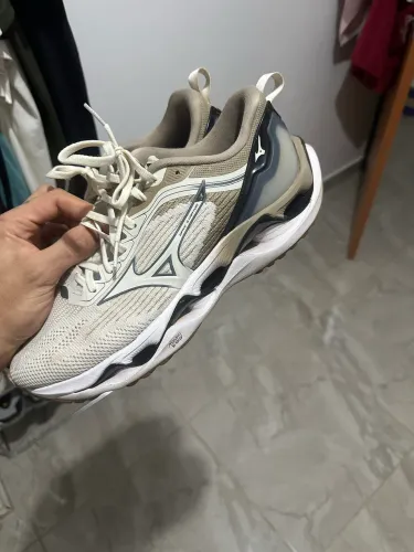 Tênis Mizuno corrida original