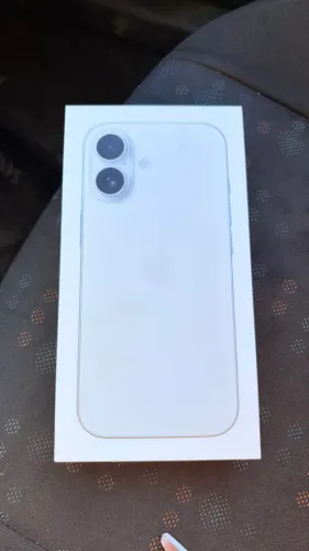 iPhone 17