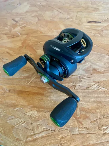 Carretilha Piscifun Phantom Direita
