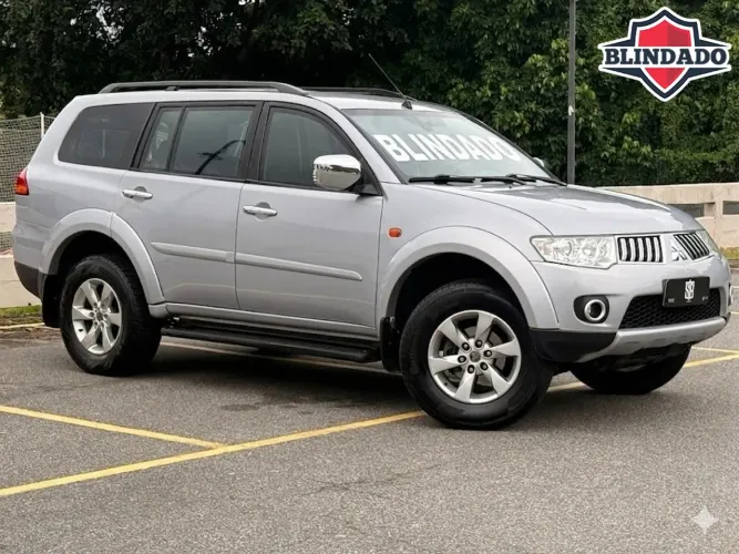 Mitsubishi Pajero Dakar/hpe 3.5 4X4 Flex 5P Aut. 2013
