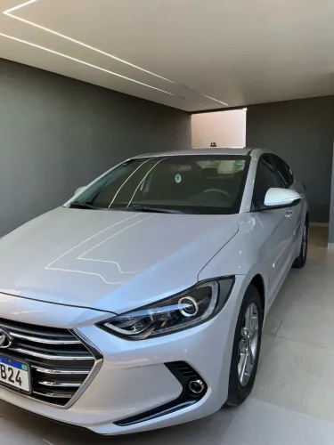 Hyundai Elantra 2.0 16V Flex Aut. 2018