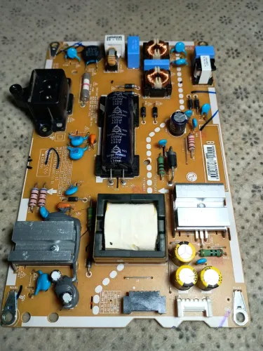FONTE DA TV LG.