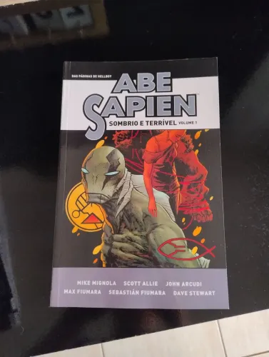 Abe Sapien Sombrio e Terrível vol. 01