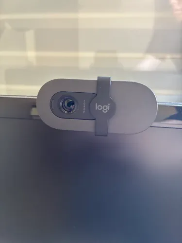 Webcam Logitech brio 100 