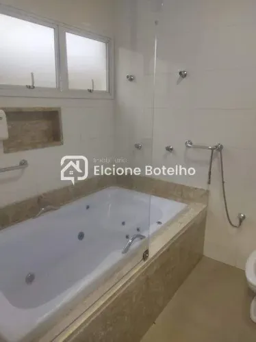 Casa de Condomínio para aluguel, 4 quartos, 2 suítes, 4 vagas, JARDIM BOTANICO - Uberlândi