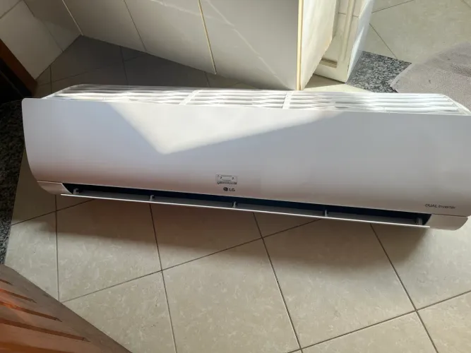 LG DUAL Inverter VOICE 36.000 Quente/Frio 220V