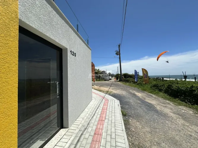 Excelente loja comercial frente mar no bairro Itajuba, em Barra Velha/SC. (Cód. 22821)