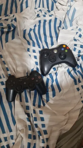Controle de ps3 e xbox 360