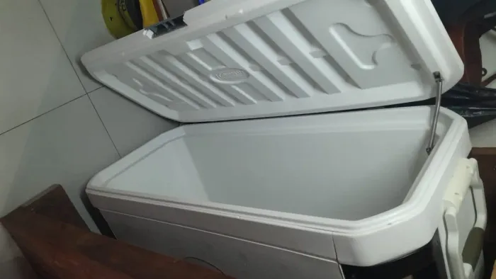 Caixa Térmica Marine Xtreme Coleman 190 litros