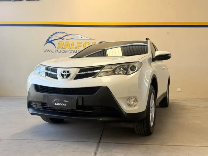 Toyota RAV4 2.0 4X2 16V Aut. 2013