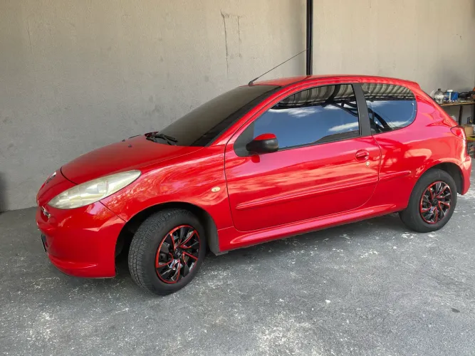 Peugeot 207 XR 1.4 Flex 8V 3P 2012