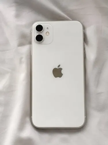 Iphone 11 bem conservado