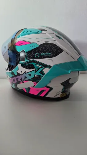 Vendo capacete Capacete norisk Flow robot rosa/verde