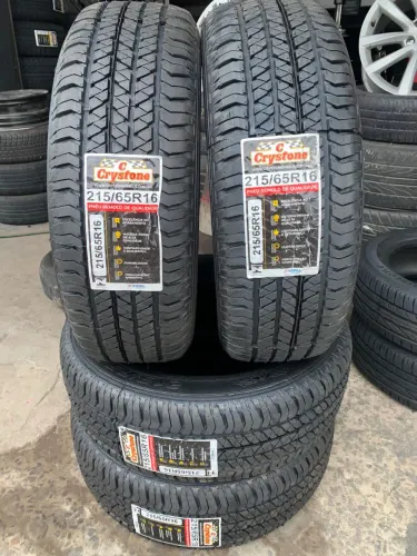 Kit 04 pneus 215/65/16 remolde novo
