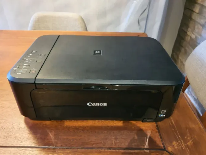 Impressora Canon com defeito