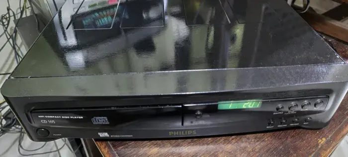 CD Player Philips CD165 com Controle Remoto