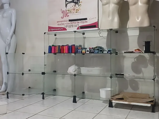 Vendo balcão de vidro 500
