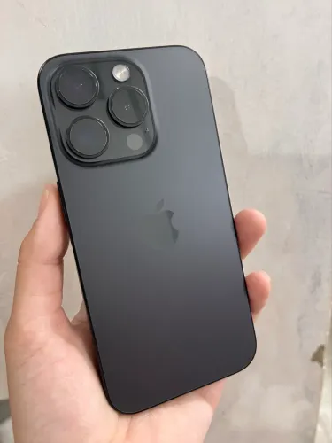 iPhone 15 pro 256gb