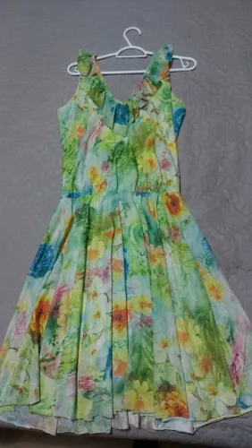 Vendendo vestido