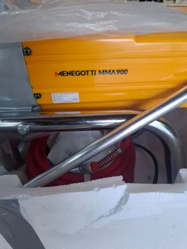Máquina de Pintura Airless sem uso, na caixa ainda