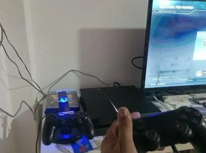 Ps4 troco por xbox one s 2 controles