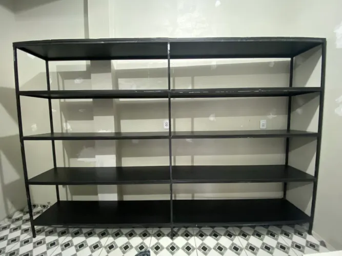Vendo prateleira para loja