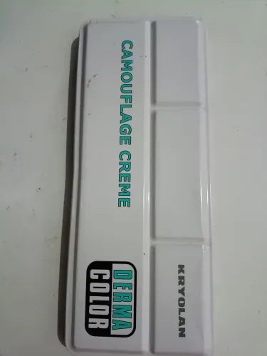 Paleta de corretivo Profissional Kryolan 