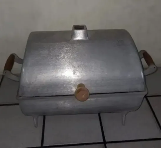 Churrasqueira de alumínio