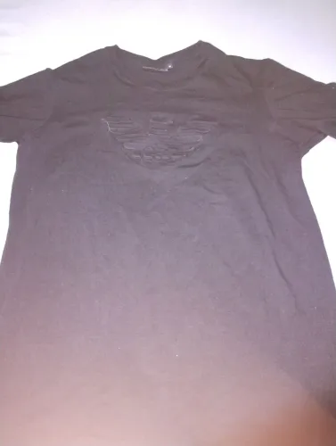 Camiseta Armani peruana