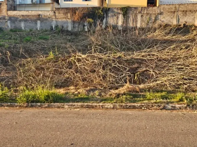 Lote no bairro Terra Nobre