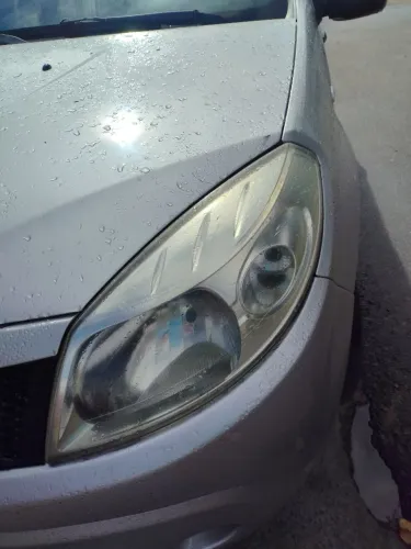 Farol sandero 2007 a 2011excelente estado 