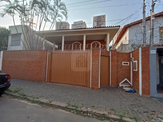 Casa estilo Sobrado para venda no Lídice