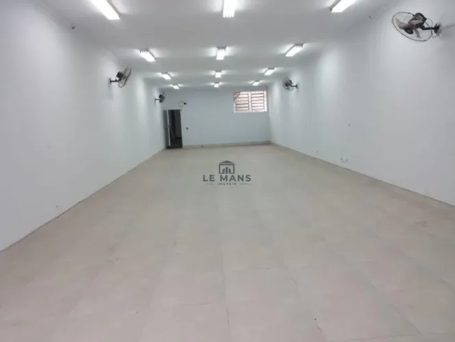 Salão para alugar em Piracicaba, Santa Terezinha, com 155.1 m²