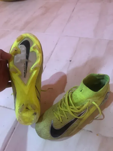 Vendo chuteira Nike TAM 38 primeira linha pouco usada